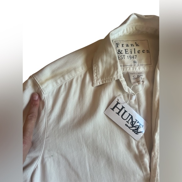 NWT Eileen Relaxed Button up - Picture 8 of 9